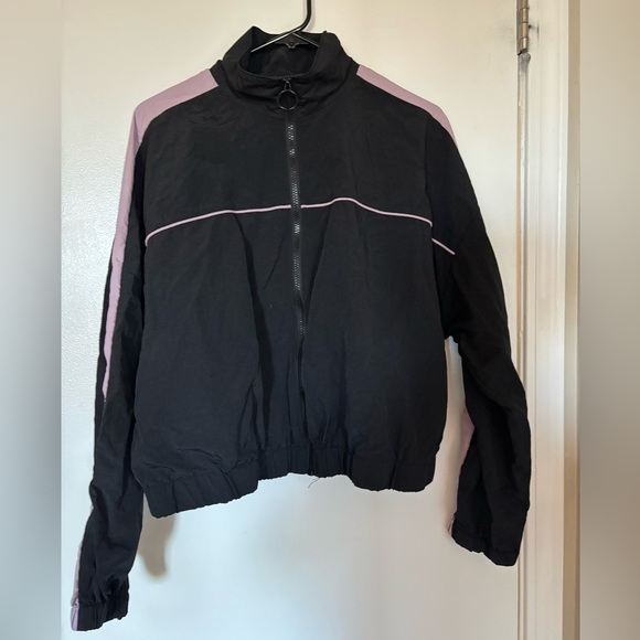 ( Forever 21) Black and purple Women's windbreaker Jacket - Picture 2 of 5